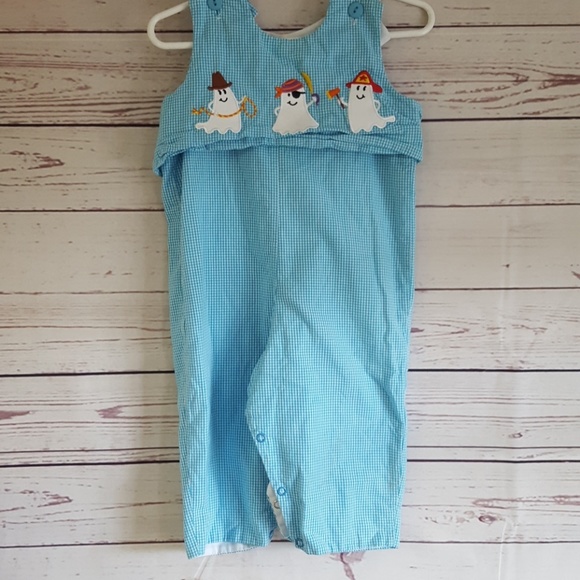 Mulberry street Reversable romper - Picture 1 of 3